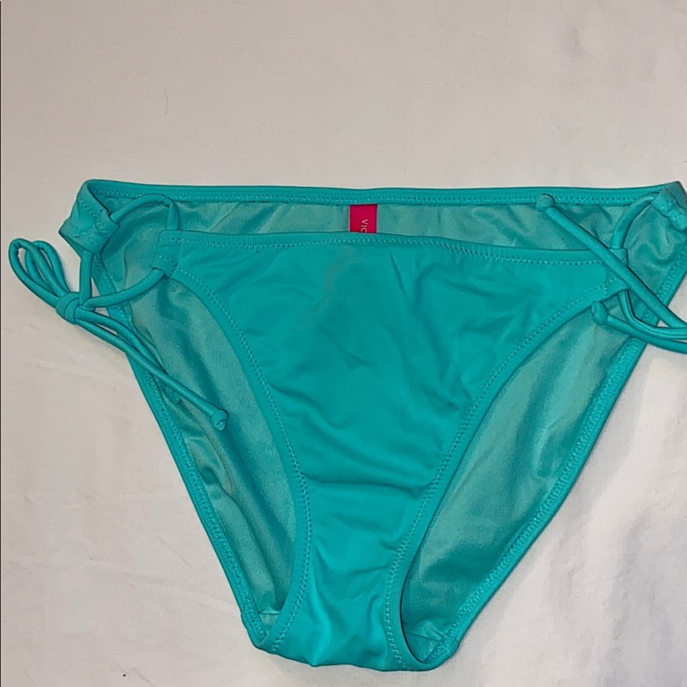 NWT Victoria’s Secret Bikini Bottoms size S